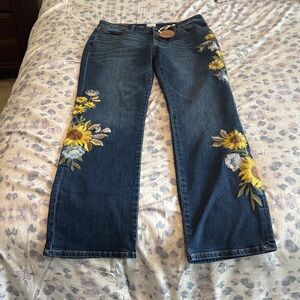 DW by Driftwood Kylee bootcut jeans sunflower embroidered Women’s size 10